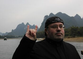 Алиханова «рубят» – «журнашлюшки» летят