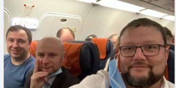 Зачем к партийному «паровозу» — Алиханову прицепили педофильский «вагон»?